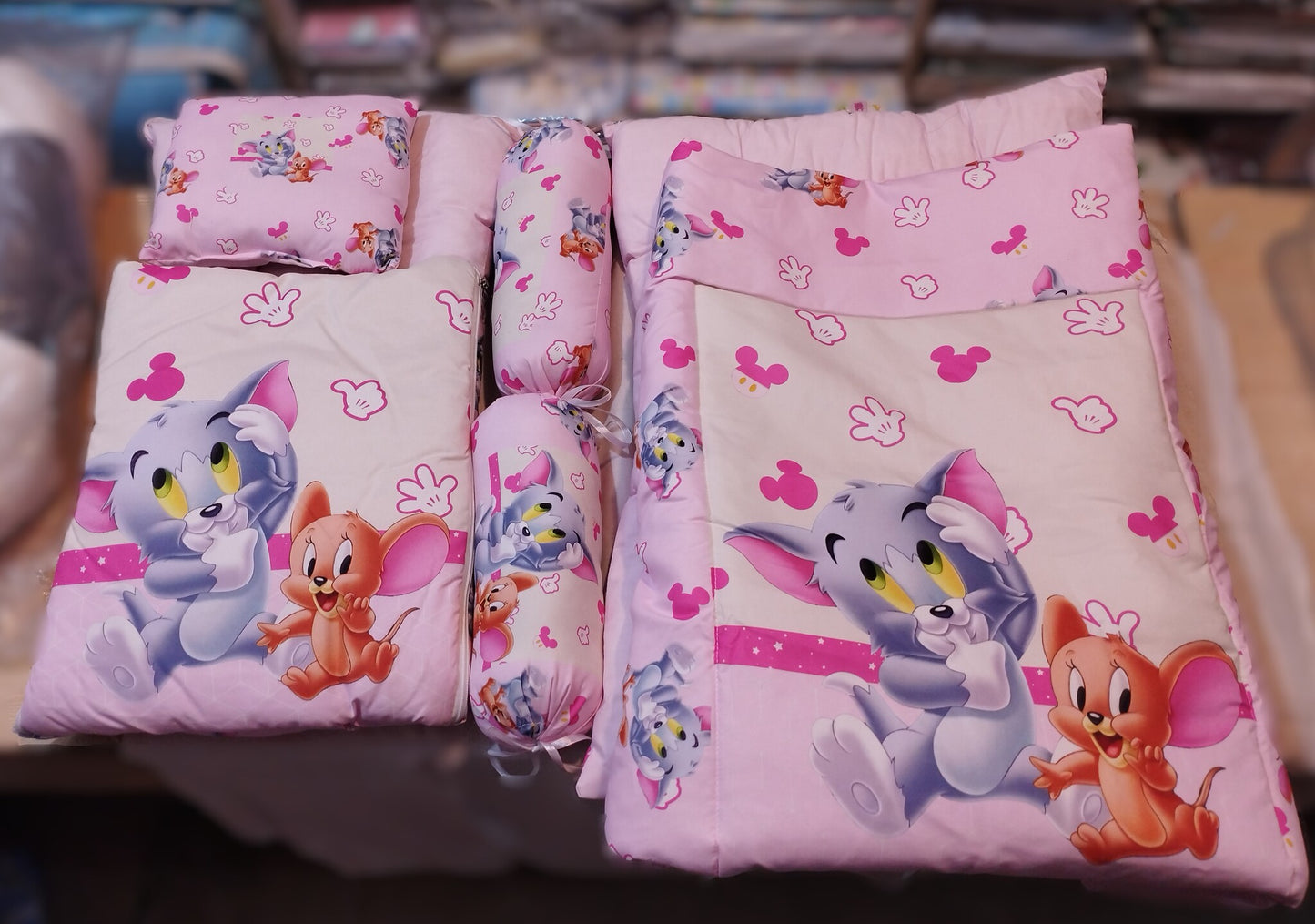 7 Piece Baby Bedding Set (Pink)
